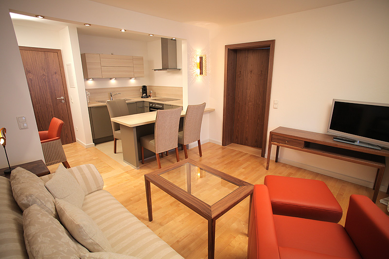 Pension, Ferienwohnung, FeWo, Bayerischer Wald, Bayerwald, Bayerischer Wald, Gästehaus, Bodenmais, Arber, Nationalpark Bayerischer Wald,Bayerisch Kanada,Geißkopf,Großer Pfahl Viechtach, Ruhmannsfelden, Achslach, Patersdorf, Zachenberg, Waldwipfelweg, Wolfgangsweg, Waldbahnweg, Ruhmannsfelden, Trainingsstall Leuthenmühle, Glasstrasse, Haus des Lebens Ruhmannsfelden, Degen Medienhouse, Bayerwald-Bike, Bayrisch Kanada, Mountainbike, Downhill, Glasdorf Arnbruck, Joska Bodenmais, Haus der Wildnis Zwiesel, Teisnach, Deggendorf